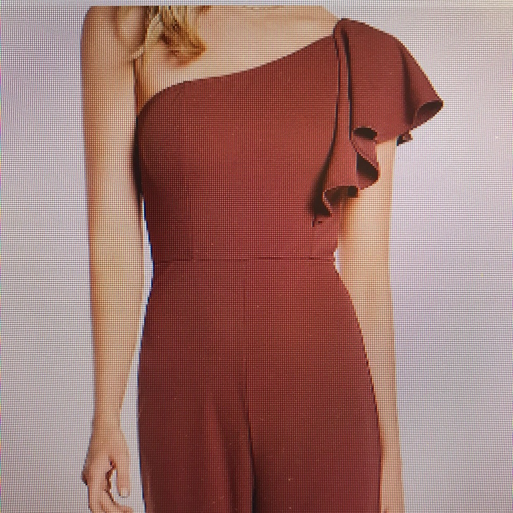 Ruffled one shoulder jumpsuit - Picture 3 of 4